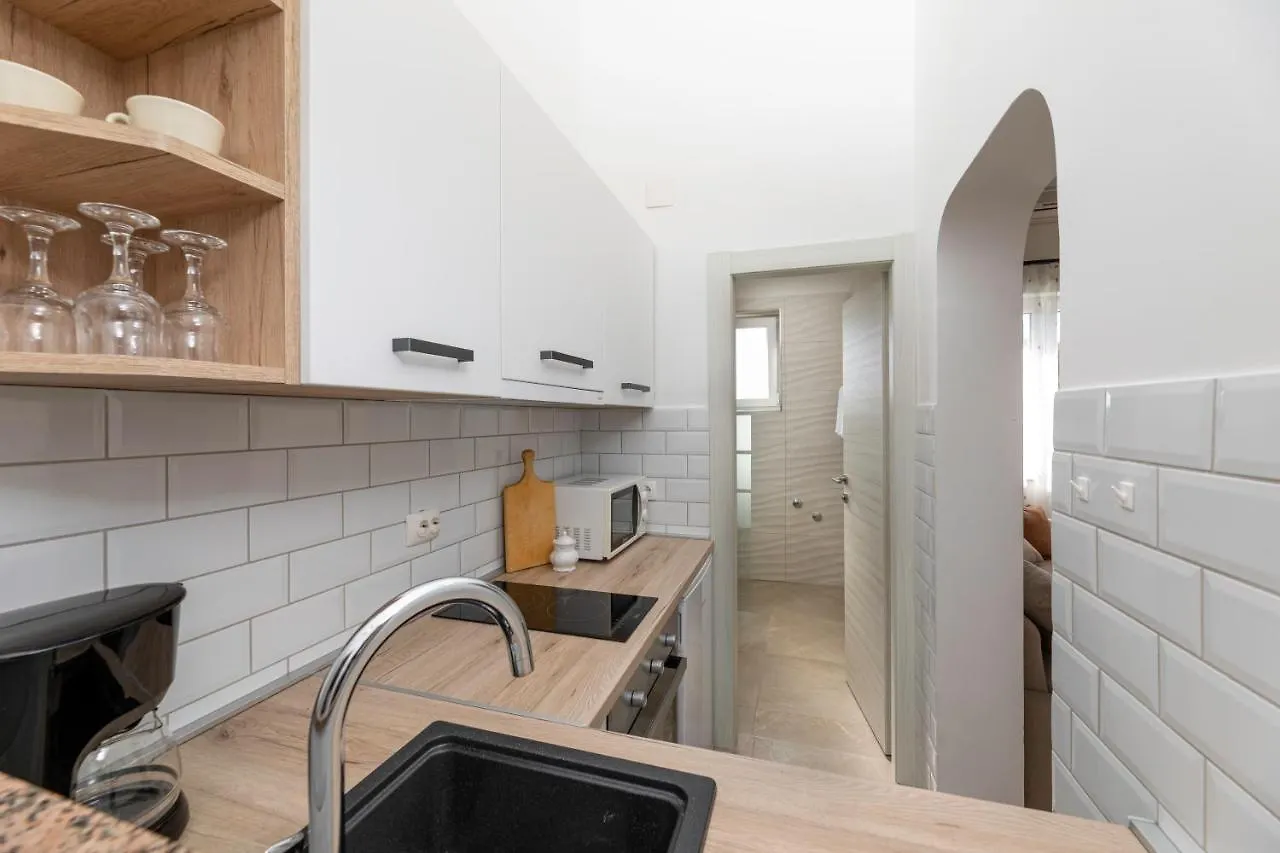 Apartments Maja Baska